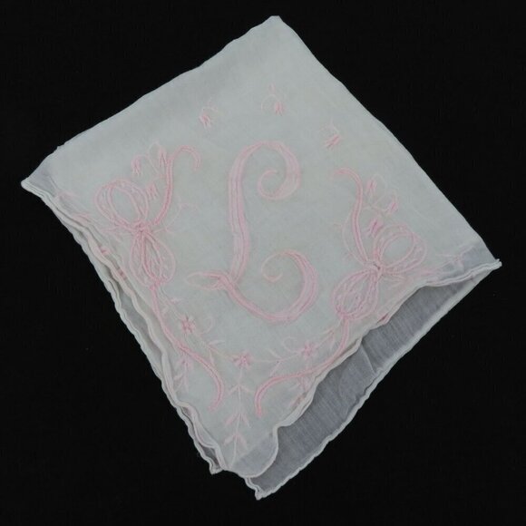 Handmade Embroidered Pink L Initial Monogram Scroll Handkerchief Hankie Vintage - Picture 1 of 9